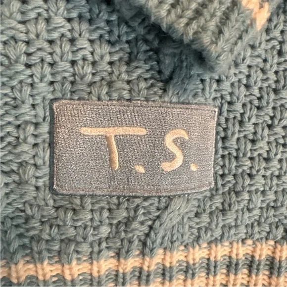 Official Taylor Swift 1989 Cardigan Brand New Sold Out - Picture 4 of 5